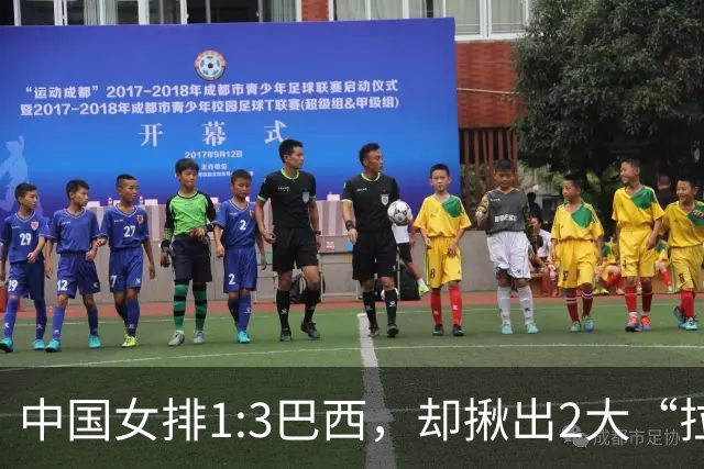 中国女排1:3巴西，却揪出2大“拉胯”之人！打强队真不能用她了